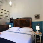 Mugnone House